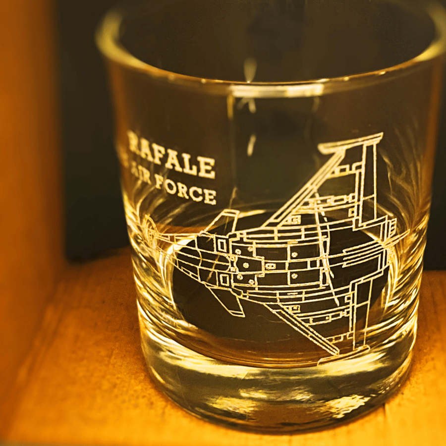The look of the actual engraved glass with the IAF Rafale.
